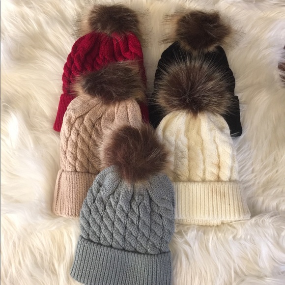 Mommy and Me Beanie set - Picture 6 of 8